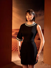 Shoulder dress